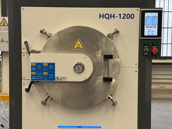 Hydrogen atmosphere tube furnace with industrial door hardware