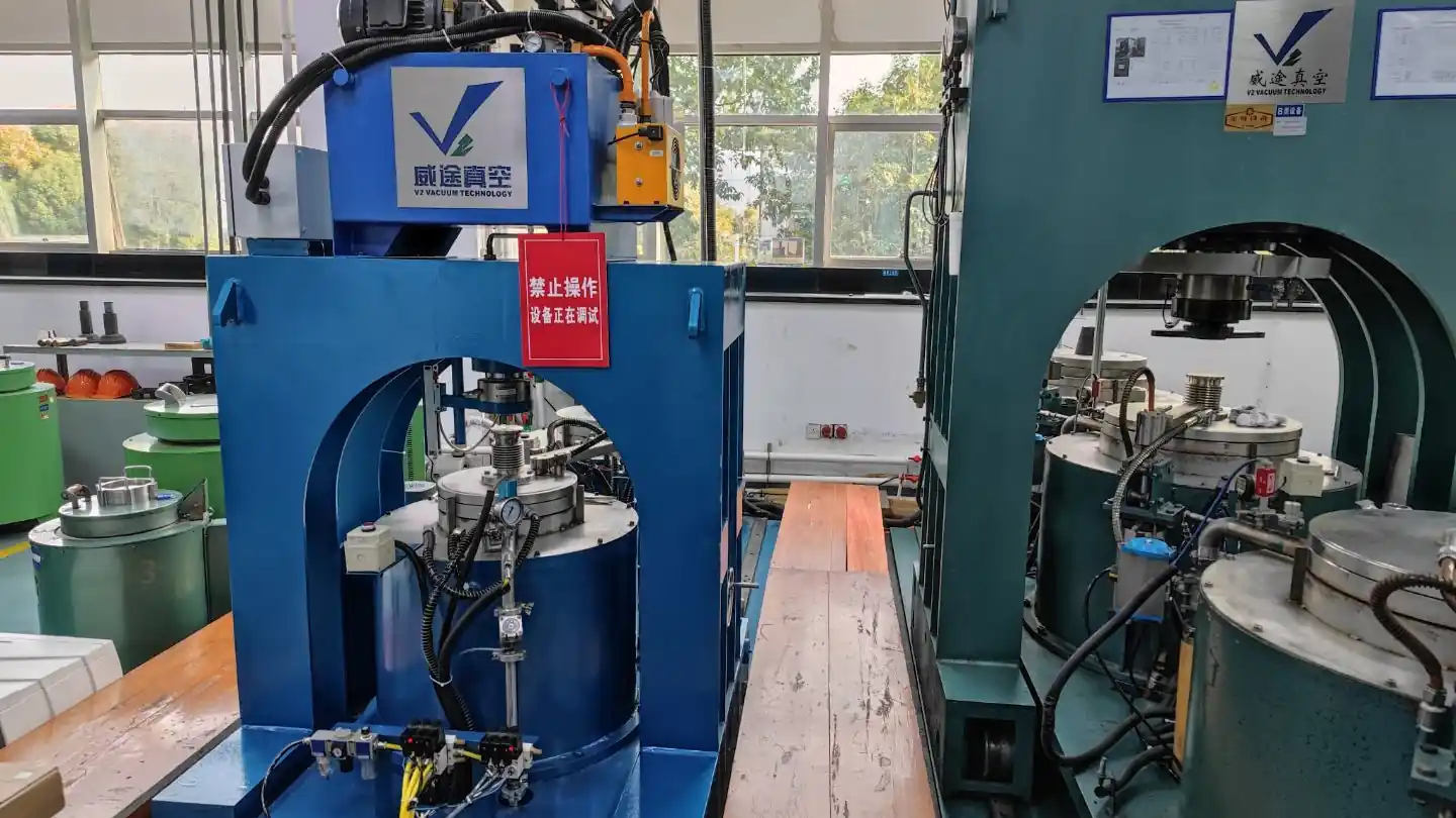 Vertical VMPE vacuum hot press frame with hydraulic cylinders and vacuum chamber