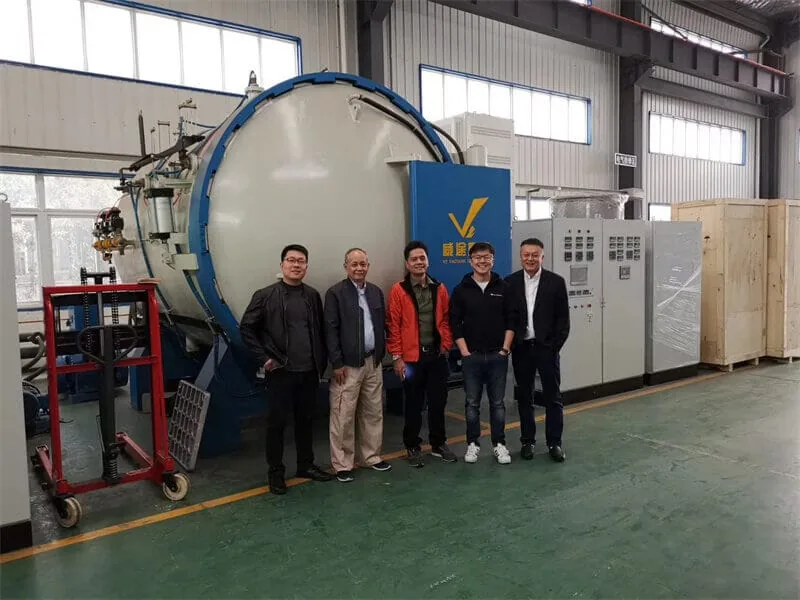 Customer inspection and technical discussion at SYNHTE